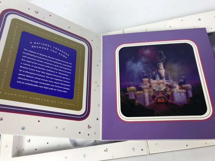 Rare Disneyland Book - Disneyland Happiest Celebration On Earth May 4-5, 2005 Celebrating Disneyland's 50th Anniversay With Holographic Pictures, Plaque And Invitation 10' X 10'  [Photo 1]