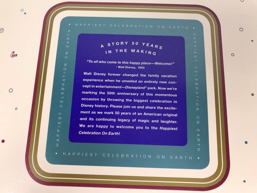 Rare Disneyland Book - Disneyland Happiest Celebration On Earth May 4-5, 2005 Celebrating Disneyland's 50th Anniversay With Holographic Pictures, Plaque And Invitation 10' X 10'  [Photo 9]