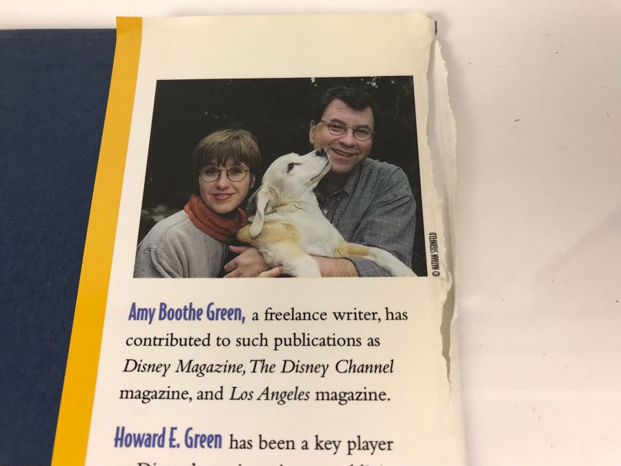 Signed Book: Remembering Walt - Favorite Memories Of Walt Disney By Amy Boothe Green And Howard E. Green Foreword By Ray Bradbury [Photo 6]