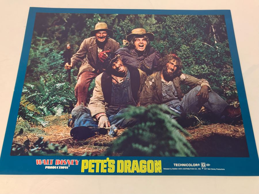Walt Disney Productions' Pete's Dragon (8) 11 X 14 Full Color Scenes From Movie And Pete's Dragon Movie Program [Photo 17]
