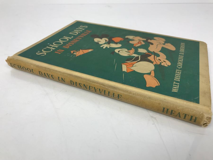 Pre-Disneyland 1939 Book School Days In Disneyville Told By Caroline D. Emerson Illustrated By The Walt Disney Studio [Photo 2]