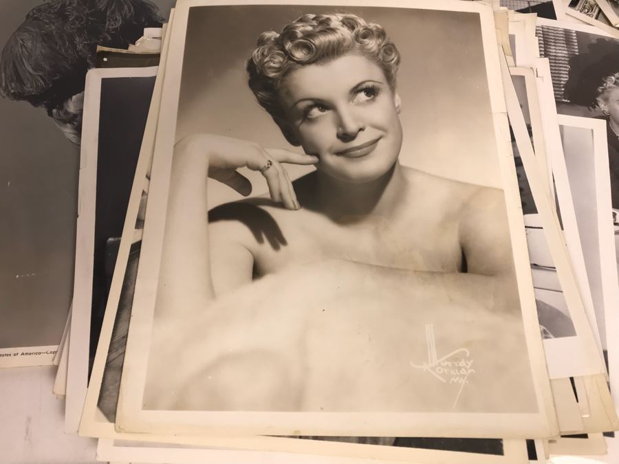 Collection Of Photographs Of Actress Collette Lyons And George Hearst (Some Movie Photographs - See Photos) [Photo 44]