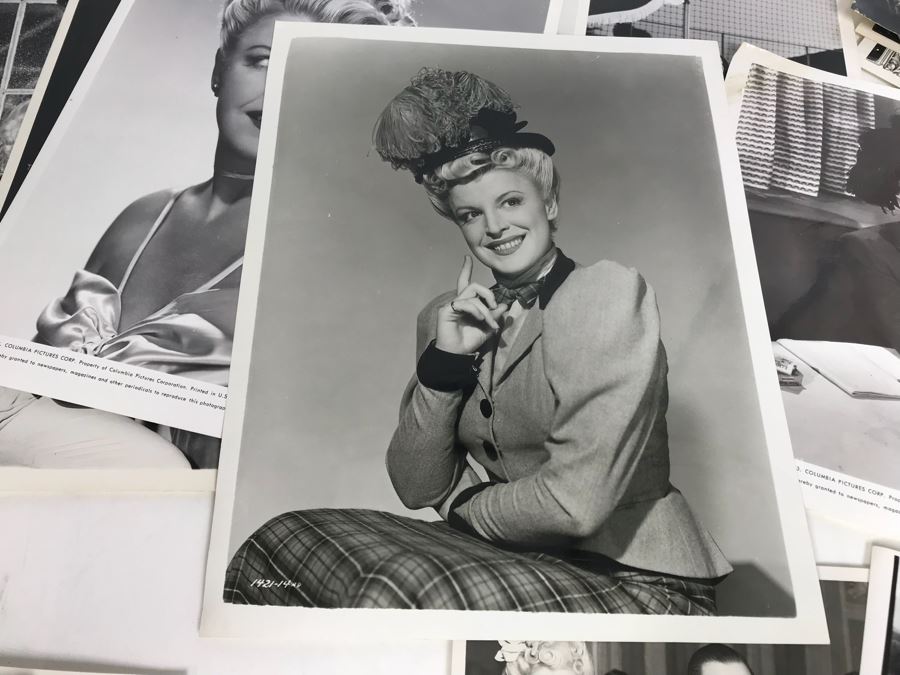 Collection Of Photographs Of Actress Collette Lyons And George Hearst (Some Movie Photographs - See Photos) [Photo 14]