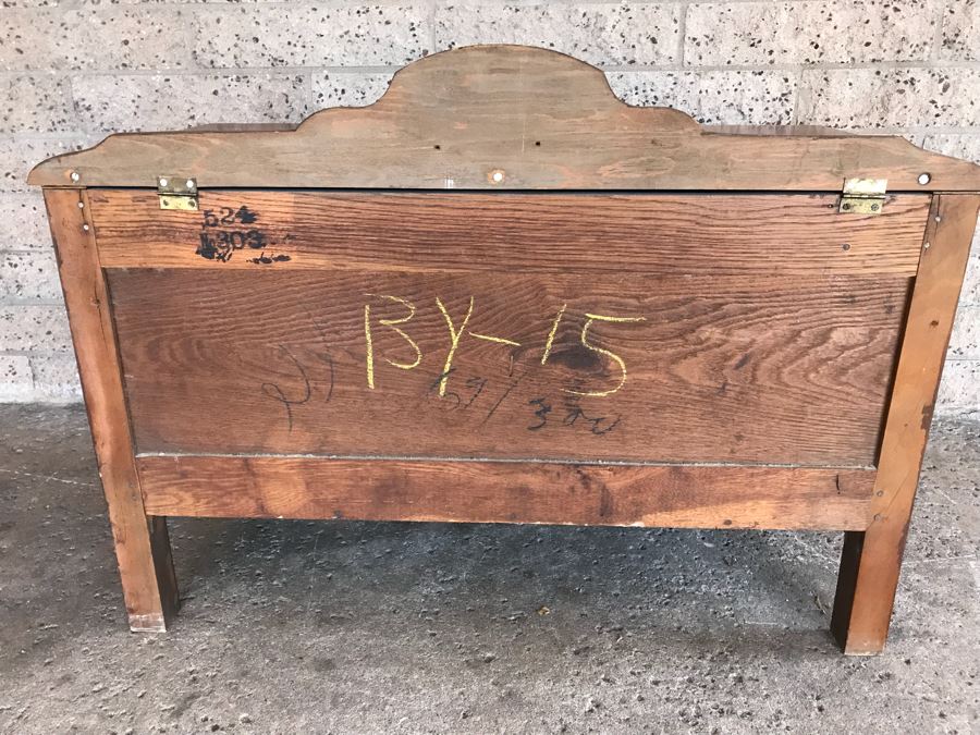 Antique Hope Chest [Photo 11]