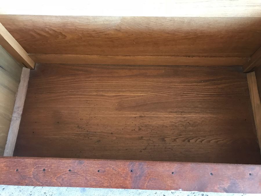 Antique Hope Chest [Photo 8]