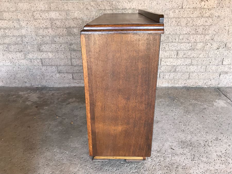 Antique Buffet Sideboard [Photo 14]