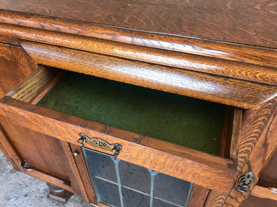 Antique Buffet Sideboard [Photo 8]