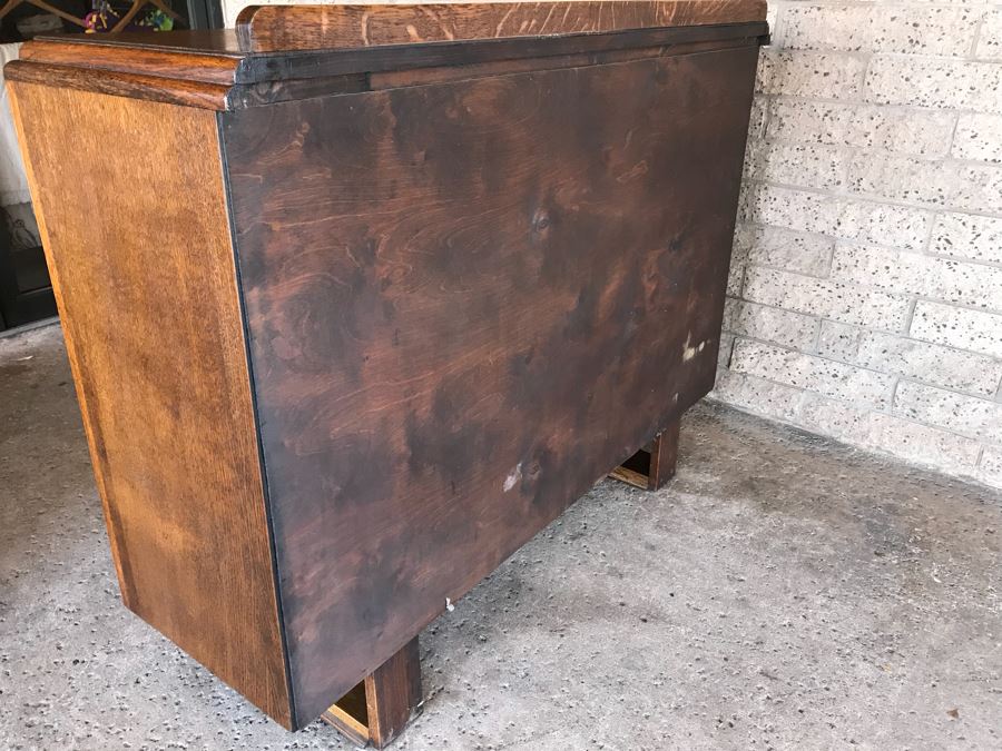 Antique Buffet Sideboard [Photo 15]