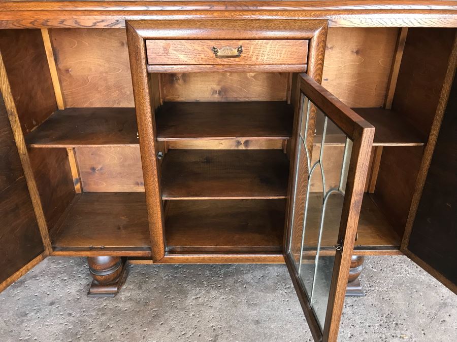 Antique Buffet Sideboard [Photo 11]