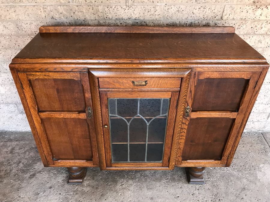 Antique Buffet Sideboard [Photo 4]