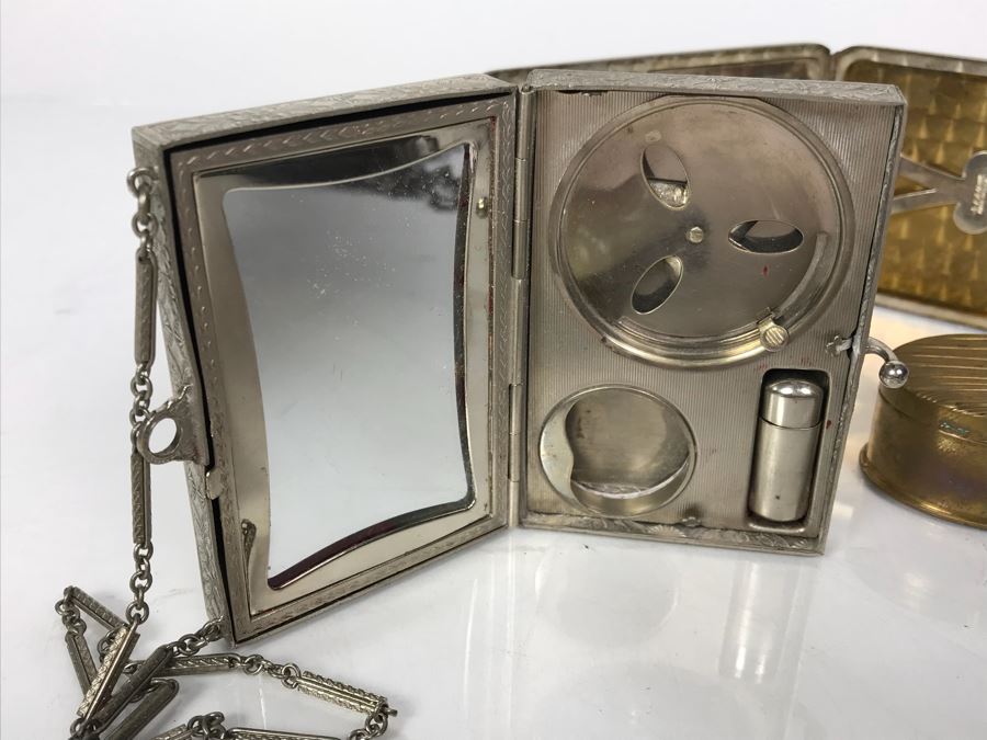 Collection Of Vintage Ladies Compacts [Photo 16]