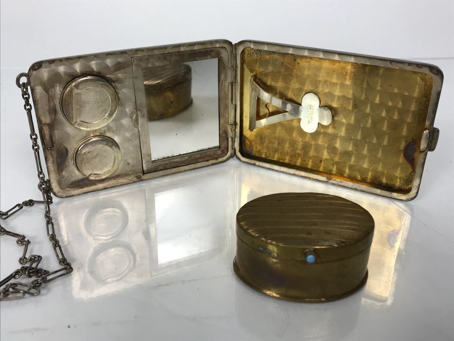 Collection Of Vintage Ladies Compacts [Photo 19]