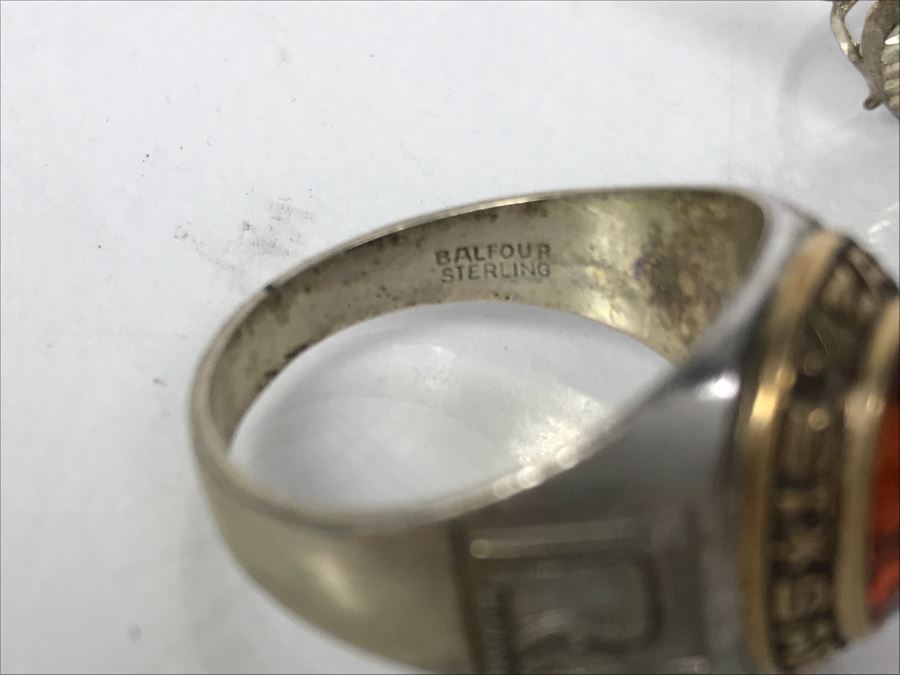 Pair Of Sterling Silver Rings: Men's 15 Years Safe Driver Ring Size 12 1/4 And Ladies Bee Ring Size 8 15.8g [Photo 5]