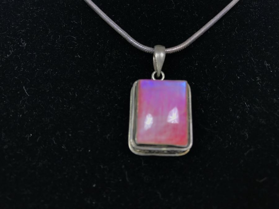 Sterling Silver Necklace With Sterling Silver Pendant And Pink Stone 22.8g [Photo 3]