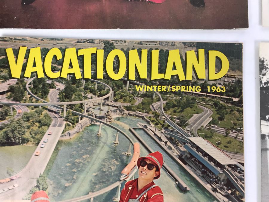 Disneyland Vacationland And Disneyland Line Publications Magazines [Photo 3]