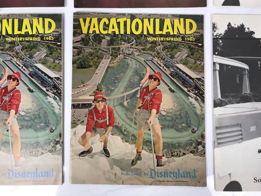 Disneyland Vacationland And Disneyland Line Publications Magazines [Photo 2]