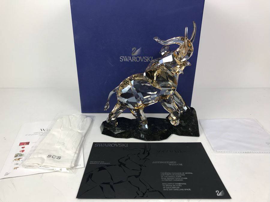 GRAND Swarovski Elephant Full-Colored On Cut Emerald Pearl Granite Base With Original Box And White Gloves Swarovski Crystal Soceity (SCS) Retails $1,690 [Photo 2]