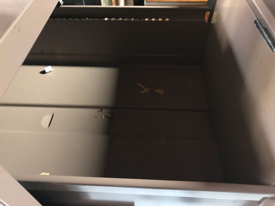 4-Drawer Filing Cabinet Safe With Key [Photo 4]