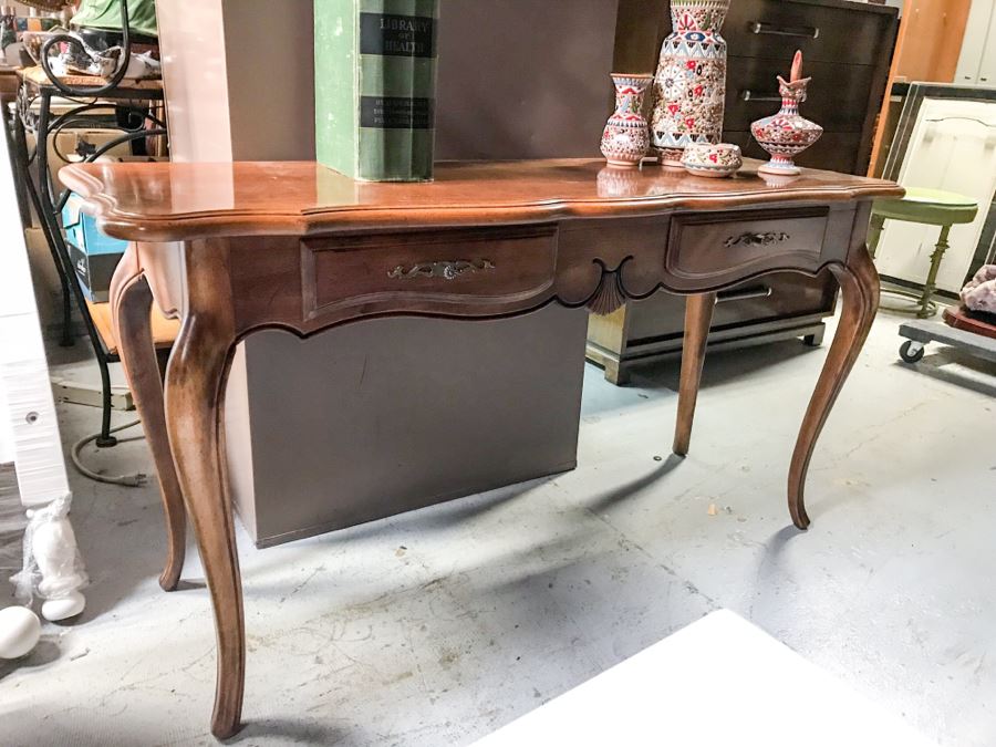 Ethan Allen Wooden Console Table [Photo 1]