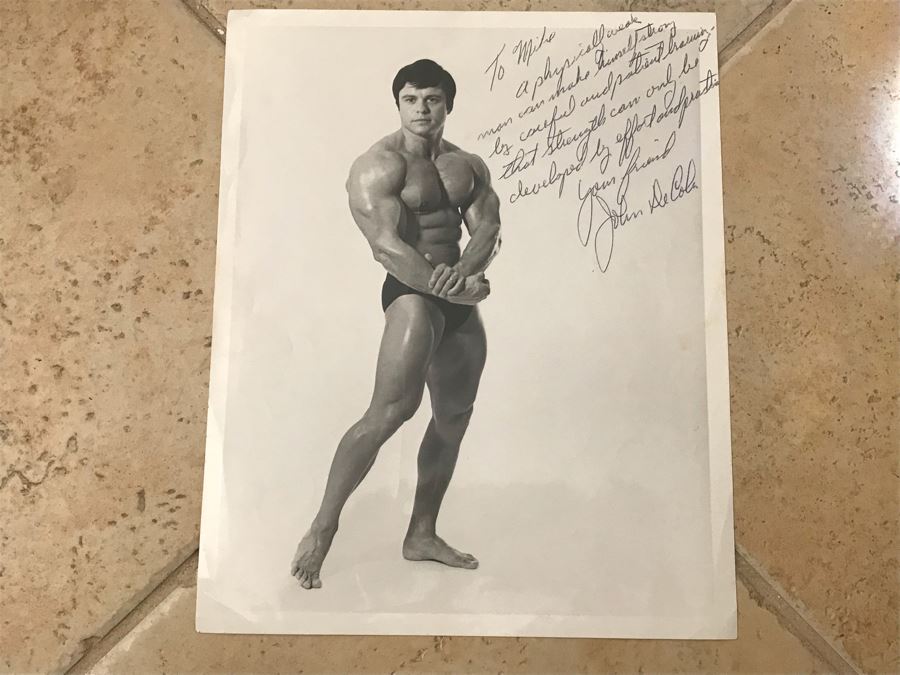 AUTOGRAPHED MR. OLYMPIA Picture