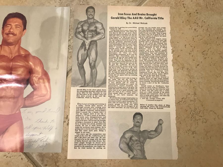 Vintage Signed Gerald Riley Mr. California Signed 8X10 Photograph And Cover Of Iron Man Magazine Showing Gerald Riley Cover Photograph Credited To Photographer Dr. Michael Walczak [Photo 7]