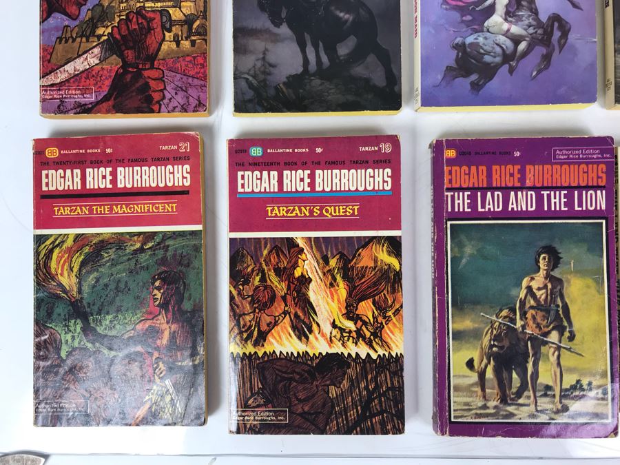 (18) Paperback Books By Edgar Rice Burroughs Including Tarzan [Photo 6]
