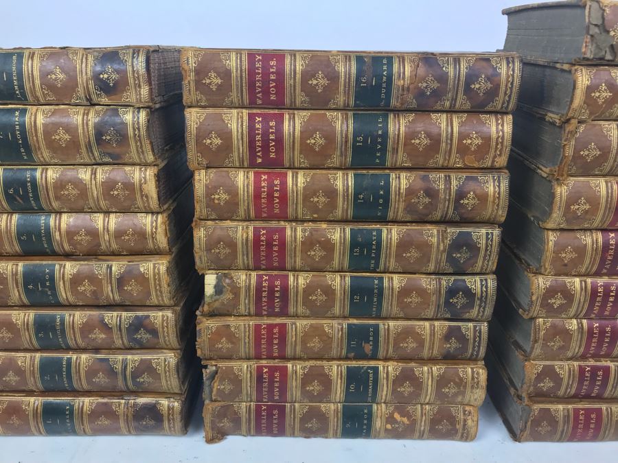 Collection Of (25) Antique Leatherbound Books 'Waverley Novels' [Photo 7]