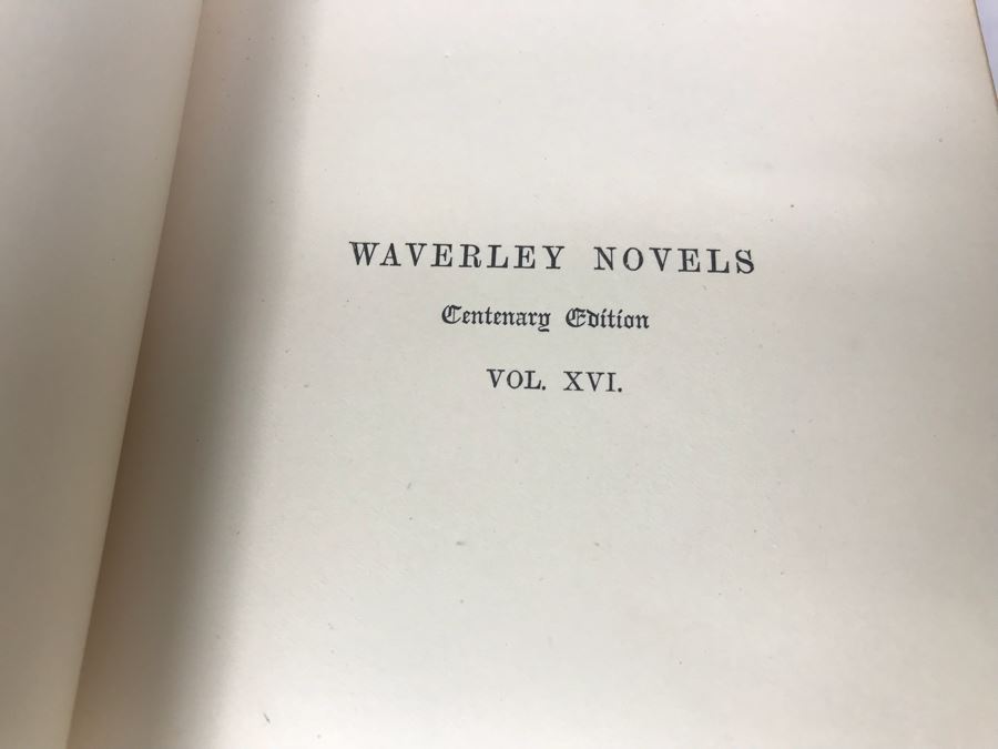 Collection Of (25) Antique Leatherbound Books 'Waverley Novels' [Photo 19]