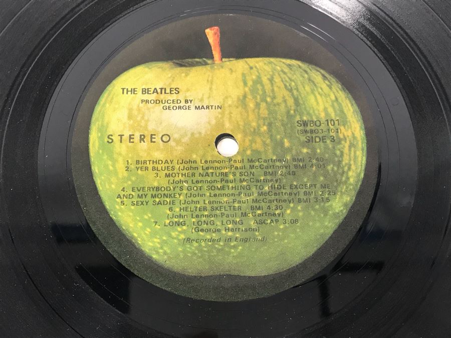 JUST ADDED - (2) Beatles Vinyl Records: The White Album (0731305) And Revolver [Photo 8]