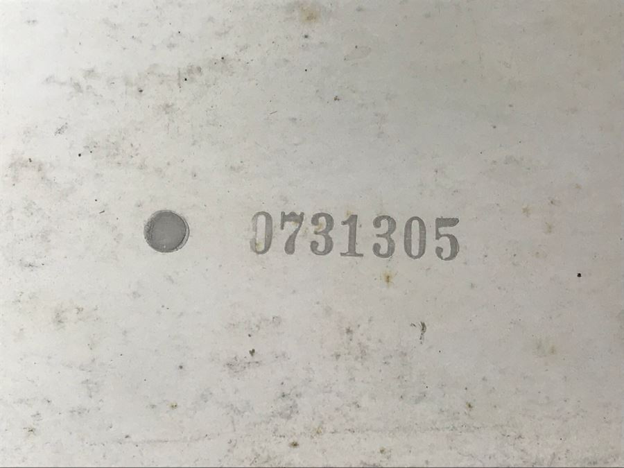 JUST ADDED - (2) Beatles Vinyl Records: The White Album (0731305) And Revolver [Photo 3]