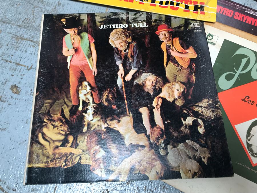 JUST ADDED - Vinyl Record Box Lot With Rock, Blues, Jazz - See Photos [Photo 9]