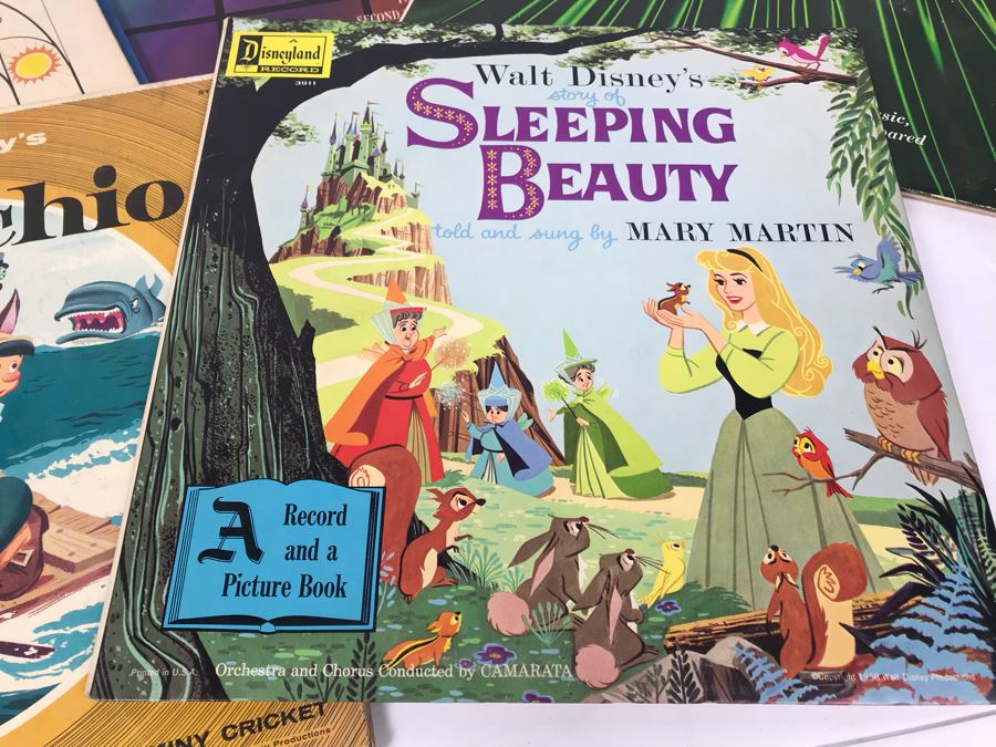 JUST ADDED - (5) Walt Disney Vinyl Records [Photo 2]