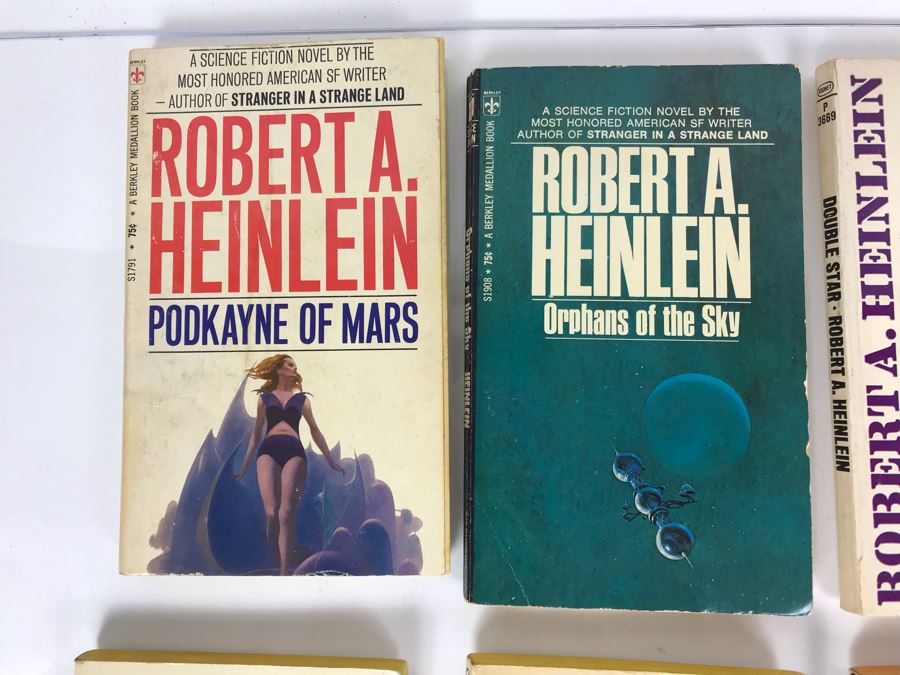 (13) Vintage Paperback Books By Robert A. Heinlein [Photo 2]