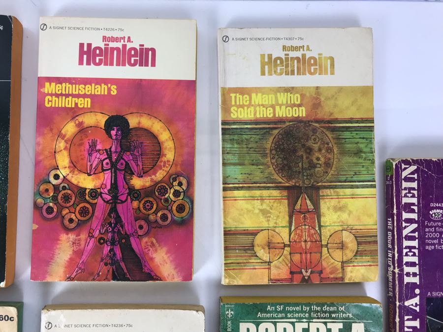 (13) Vintage Paperback Books By Robert A. Heinlein [Photo 4]