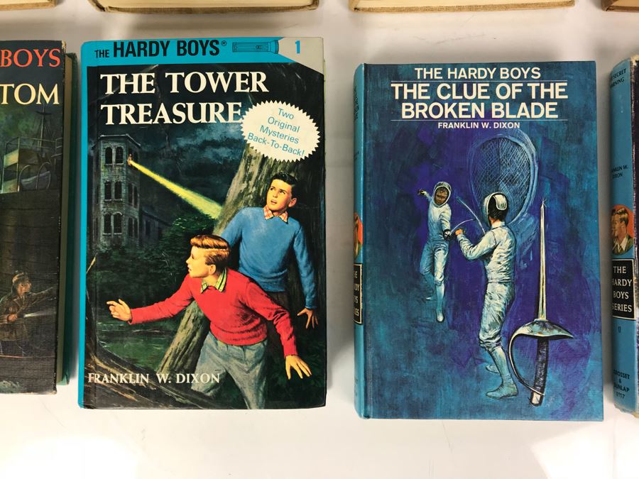 (10) Vintage Hardy Boys Hardcover Books [Photo 6]
