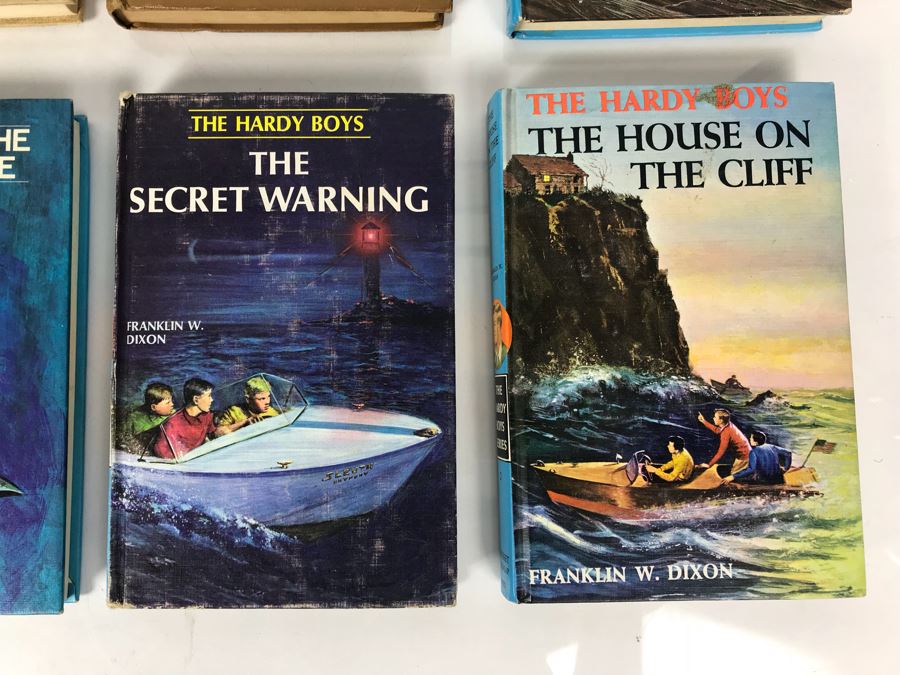 (10) Vintage Hardy Boys Hardcover Books [Photo 5]