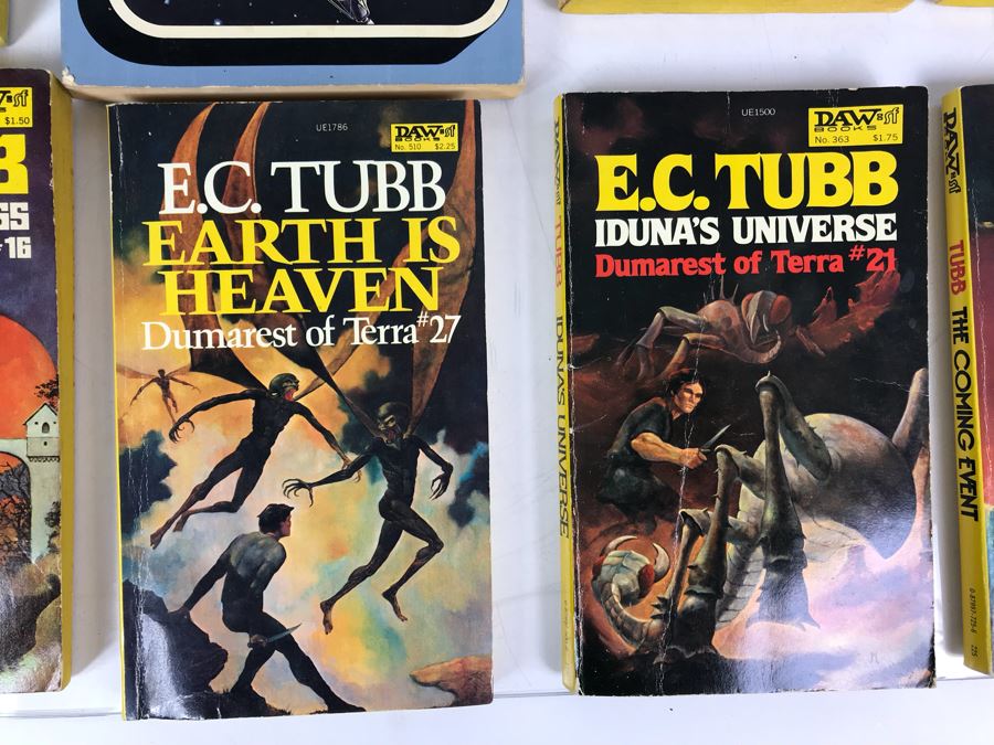(18) Paperback Books By E. C. Tubb [Photo 9]