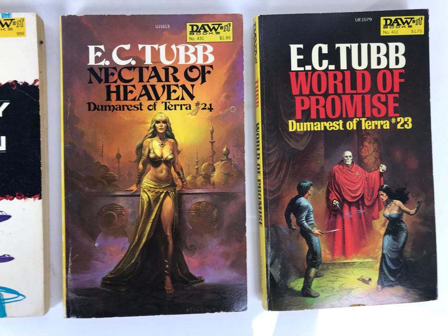 (12) Paperback Books By E. C. Tubb [Photo 6]
