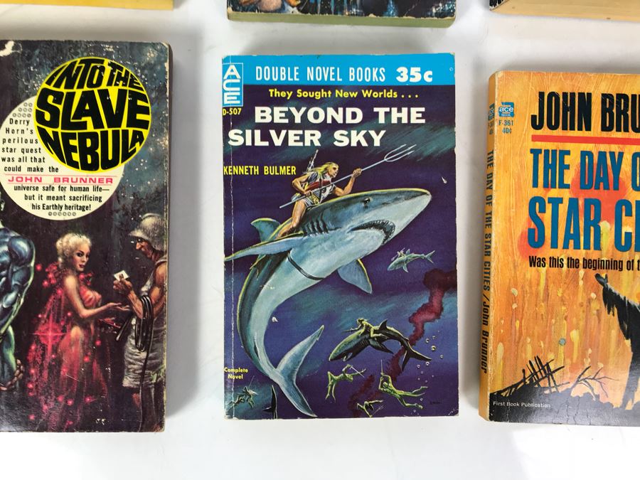 (11) Paperback Books By John Brunner [Photo 8]