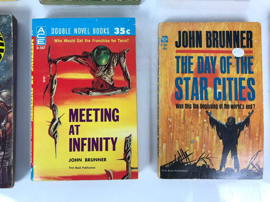(11) Paperback Books By John Brunner [Photo 7]