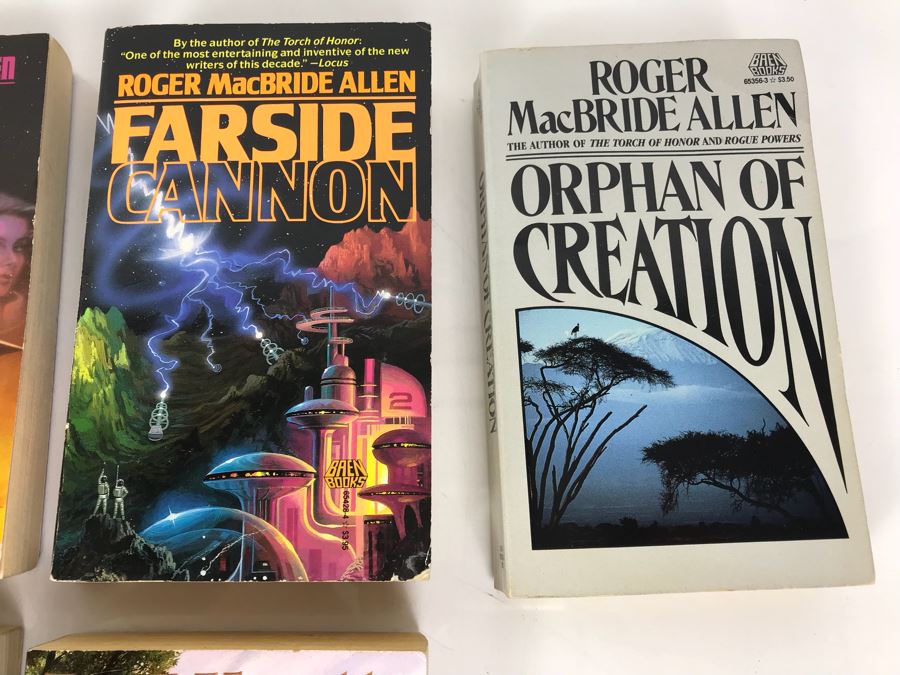 (6) Paperback Books By Roger Macbride Allen And L. E. Modesitt, Jr [Photo 4]