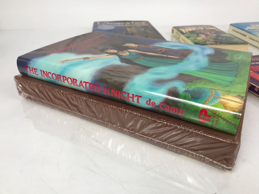(2) First Edition Hardcover Books And (4) Paperback Books By L. Sprague De Camp [Photo 3]