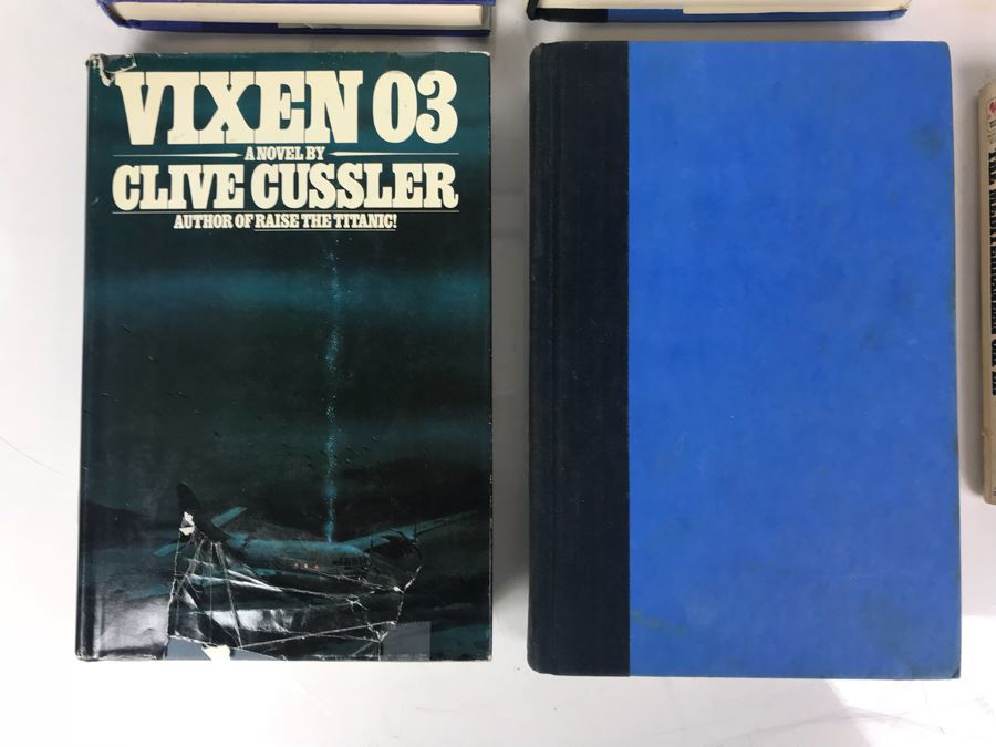 (4) Hardcover And (4) Paperback Books By Clive Cussler [Photo 4]