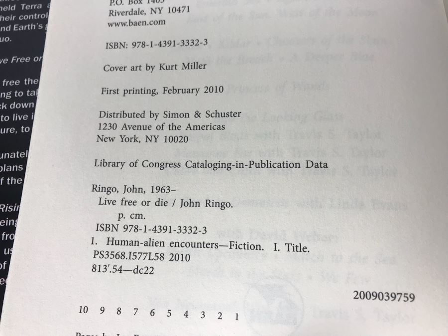 (6) First Printing Hardcover Books (One Is Signed) By John Ringo [Photo 7]