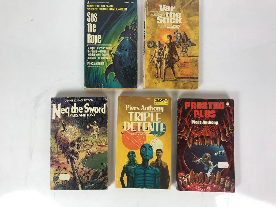 Vintage Paperback Science Fiction Books By Piers Anthony [Photo 1]