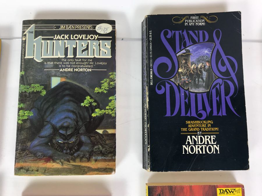 Collection Of Vintage Science Fiction Paperback Books By Andre Norton [Photo 10]
