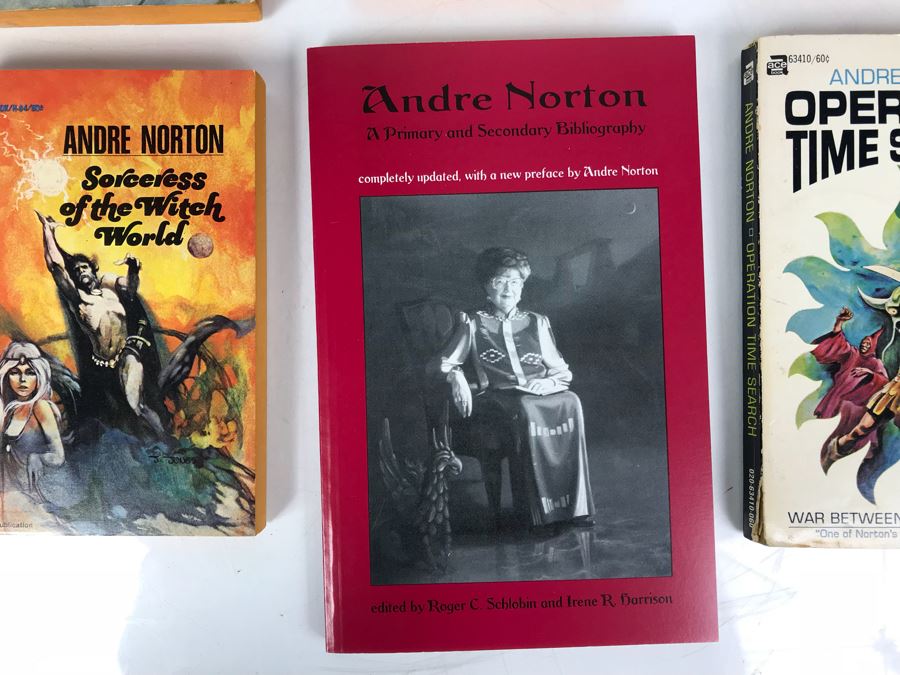 Collection Of Vintage Science Fiction Paperback Books By Andre Norton [Photo 3]