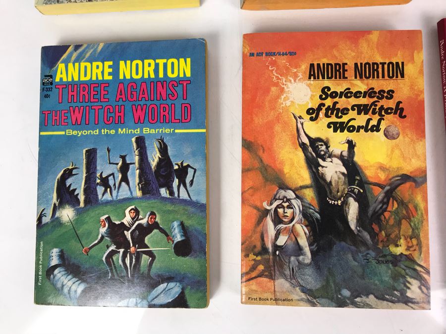 Collection Of Vintage Science Fiction Paperback Books By Andre Norton [Photo 2]