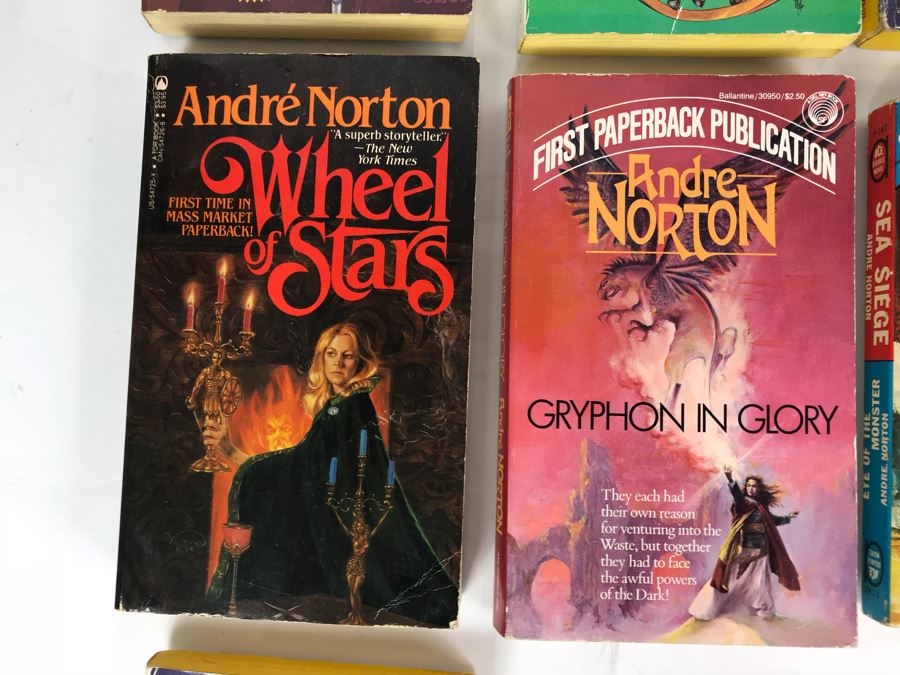 Collection Of Vintage Science Fiction Paperback Books By Andre Norton [Photo 7]