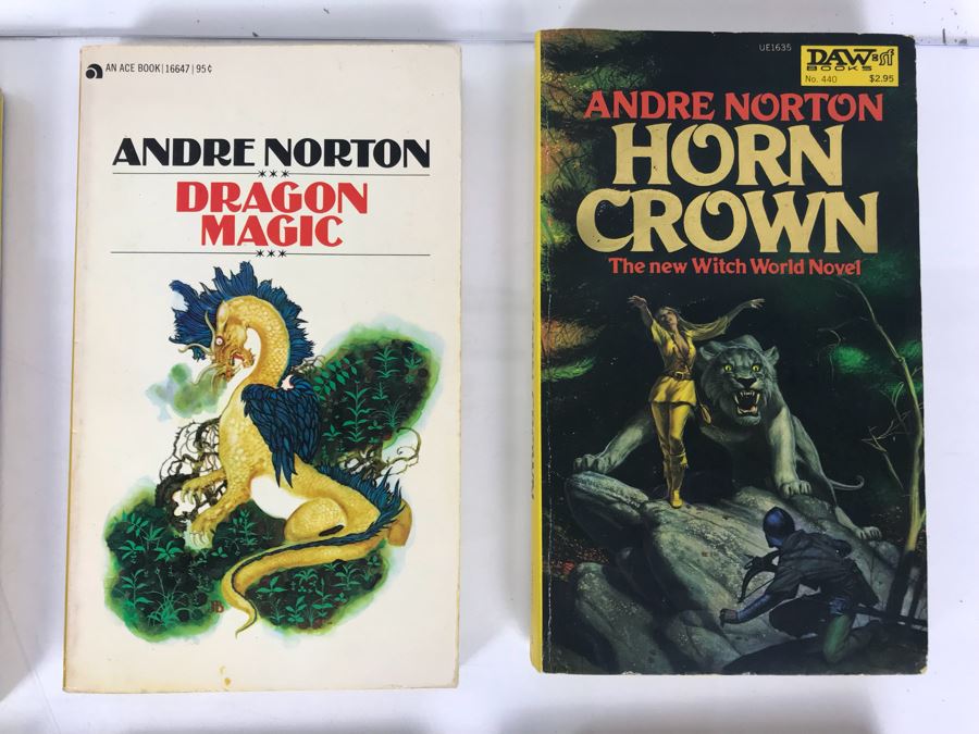 Collection Of Vintage Science Fiction Paperback Books By Andre Norton [Photo 10]